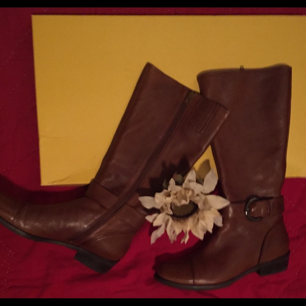 Leather boots - Picture 5 of 6